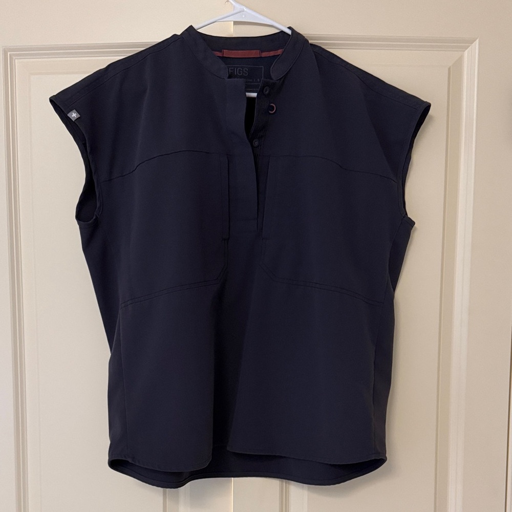 FIGS Women's Charcoal Blouse